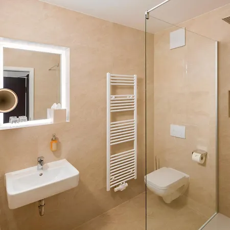 Midoma, Self Check-in Hotel, Hannover Messe * Латцен